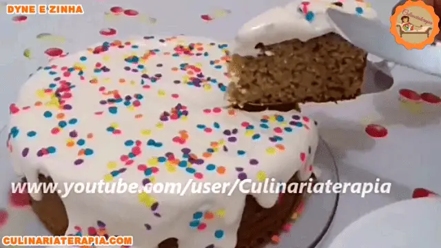 Bolo Americano de Cenoura e Maçã