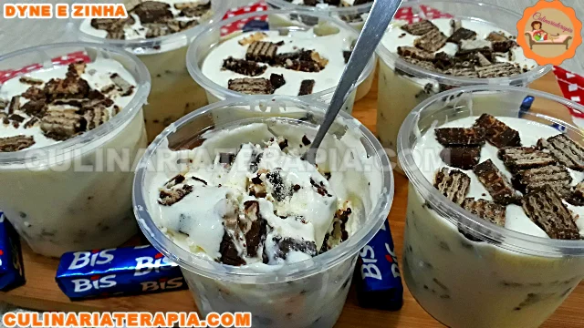 Sobremesa Cremosa de Bis e Leite Ninho