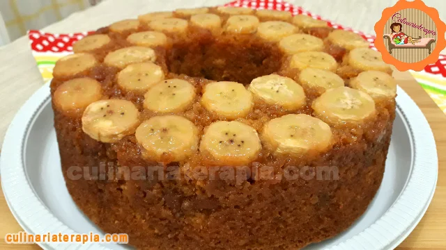 Bolo Caseiro de Banana Caramelizada