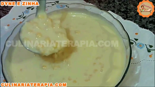 Munguzá ou Canjica com Leite de Coco e Leite Condensado
