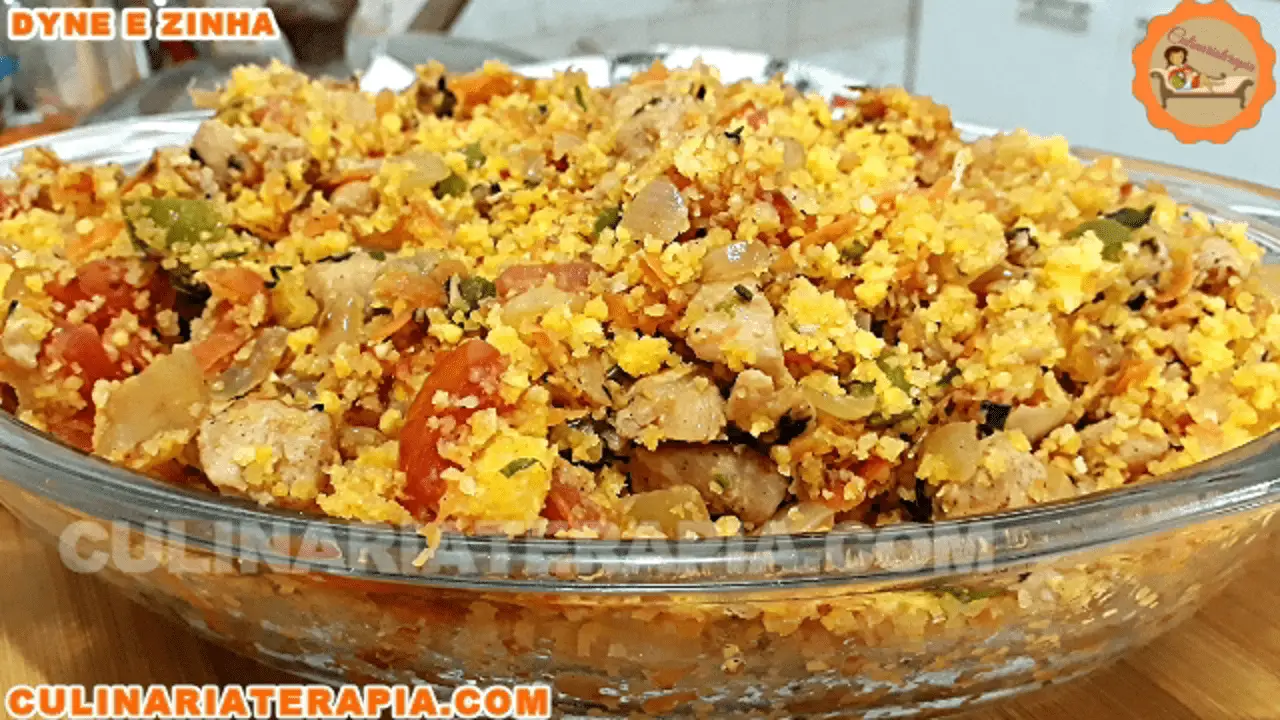 Farofa Leve de Cuscuz com Frango