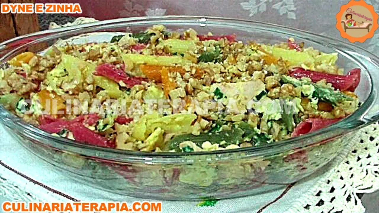 Mexidinho de Macarrão Ovos Peru e Nozes