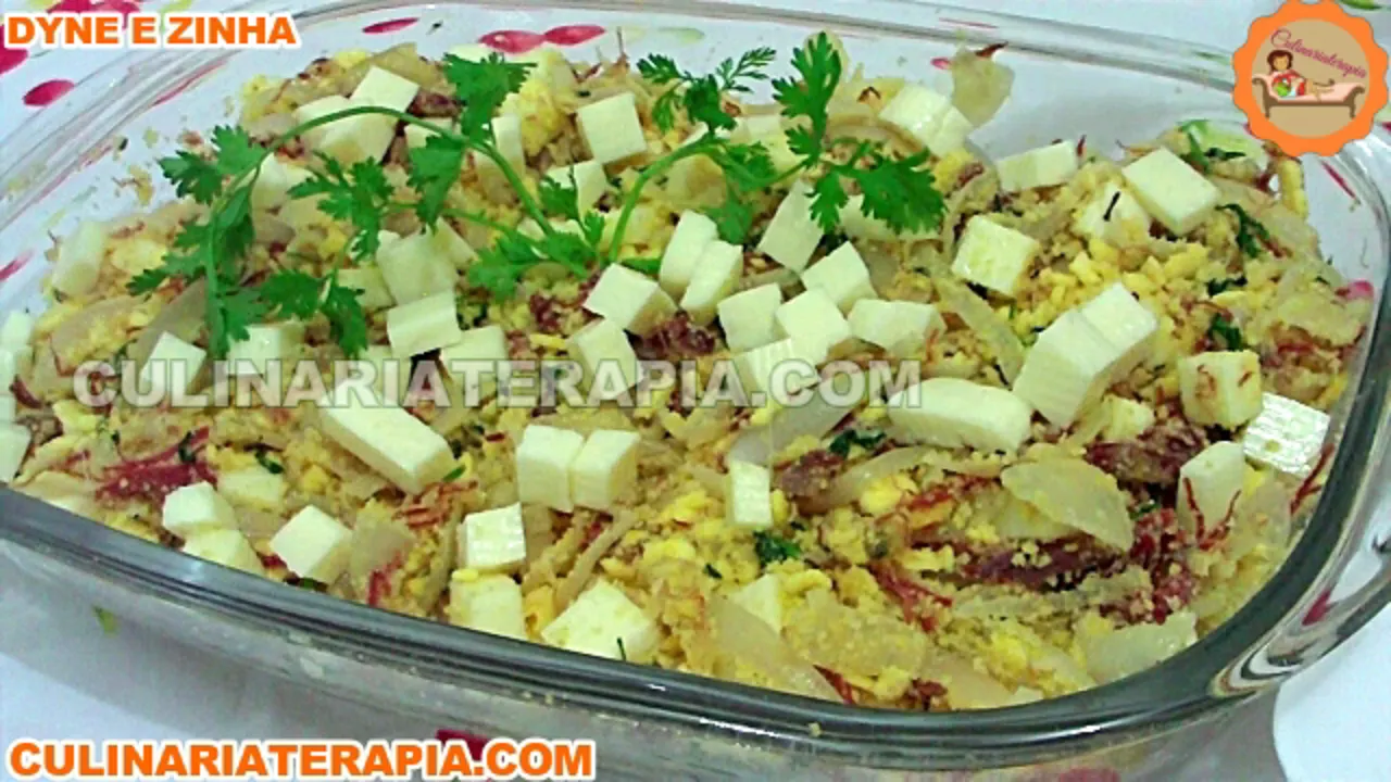 Farofa de Cebola com Manteiga Carne Seca e Queijo Coalho